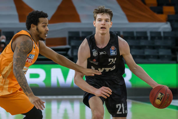 化解危局 化解危局